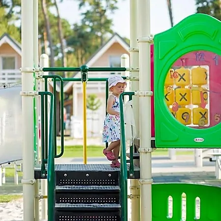 Tatil parkı & - Calodniowe Animacje I Podgrzewany Basen W Cenie Pobierowo