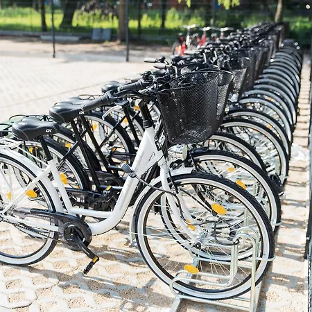 & - Calodniowe Animacje I Podgrzewany Basen W Cenie 3* Pobierowo