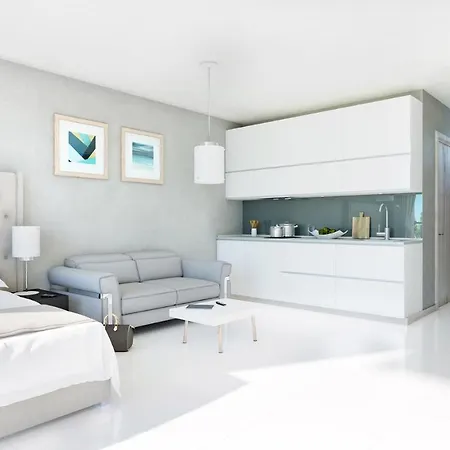 & - Calodniowe Animacje I Podgrzewany Basen W Cenie Pobierowo